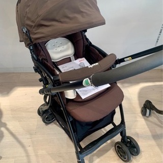 □店頭引取限定□アップリカ♫オート4輪ベビーカー ラクーナ4キャス