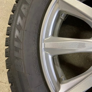 車のパーツ スタッドレスタイヤ ホイールセット 155/65R14