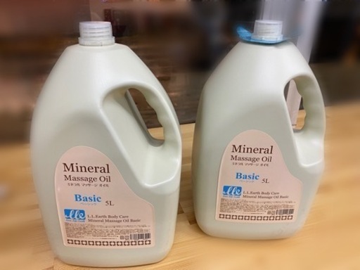 プロ用ボディマッサージオイル　エルエルアース社製