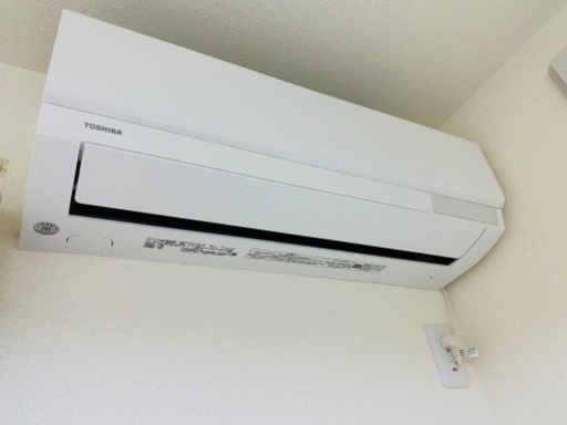 お得　Toshiba エアコン　6畳向け　冷暖房インバーター　大清快　ホワイト　今年の6月に購入　数回のみ使用