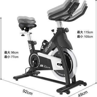 新品 スピンバイク フィットネスバイク 16KG 無段階負荷調節 静音 キャスター付き