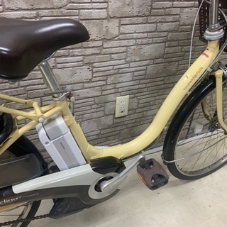 東京23区配達無料　新基準　ヤマハ　ナチュラ　新品バッテリー8.9Ah リチウム 電動自転車☆中古☆BS26