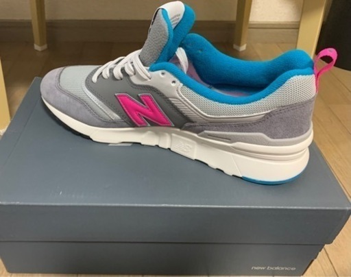 ニューバランス　スニーカー　CM997H 旧モデル