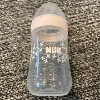 ヌーク　哺乳瓶