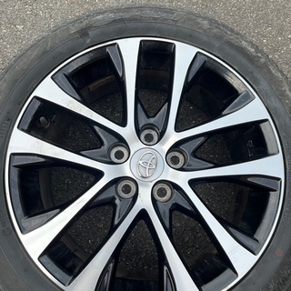 トヨタ純正ホイール 18インチ