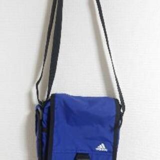 中古　adidas　ショルダーバッグ　斜め掛けOK