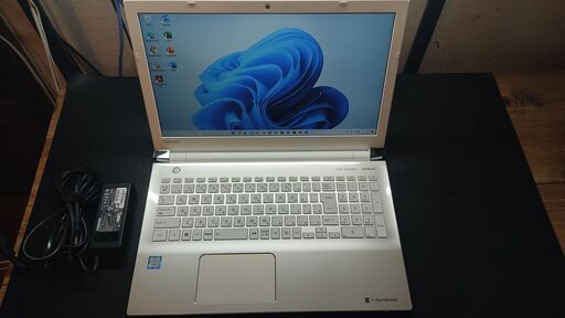 東芝 T65/GG Core i7-8550U メモリ8GB SSD500GB office2019