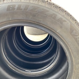 中古スタッドレスタイヤ　超良品