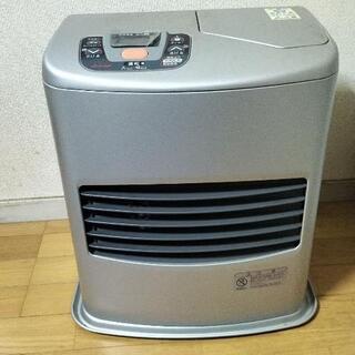 かなりハイパワーな灯油ファンヒーター入荷♪25日受け取り可能