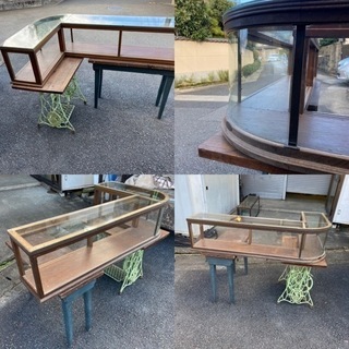 アンティークL型ショーケース。