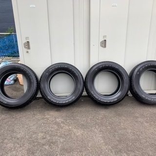 【ネット決済】ダンロップタイヤ　265/65R17