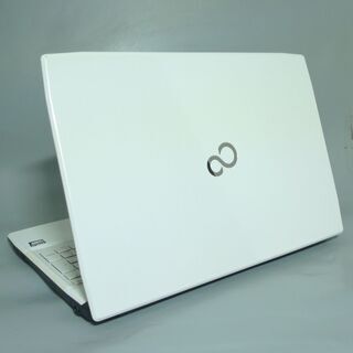 中古美品 ホワイト ノートパソコン 新品SSD 15.6型ワイド 富士通 AH40 