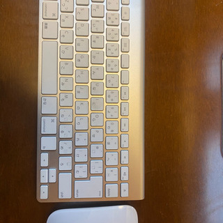 iMac 21.5inch Catalina 箱/純正キーボード/マウスセット