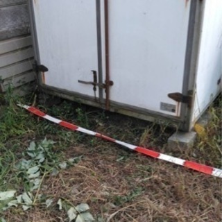 引取限定　コンテナ　倉庫など