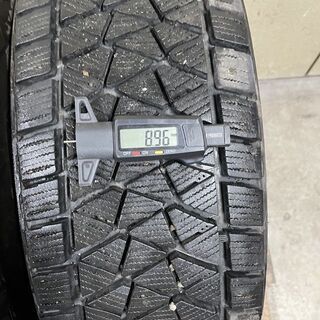 16インチスタッドレス☆BRIDGESTONE ブリザック DM-V2 215/70R16 100Q 