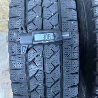 ハイエース キャラバン☆超バリ山スタッドレス☆15インチスタッドレス☆貨物!195/80R15 107/105L LT BRIDGESTONE ブリザックVL1 2019年4本