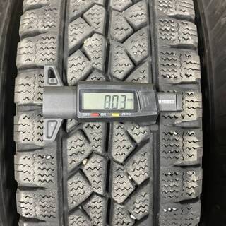 ハイエース キャラバン☆超バリ山スタッドレス☆15インチスタッドレス☆貨物!195/80R15 107/105L LT BRIDGESTONE ブリザックVL1 2019年4本