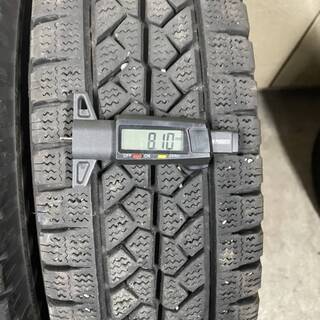 ハイエース キャラバン☆超バリ山スタッドレス☆15インチスタッドレス☆貨物!195/80R15 107/105L LT BRIDGESTONE ブリザックVL1 2019年4本