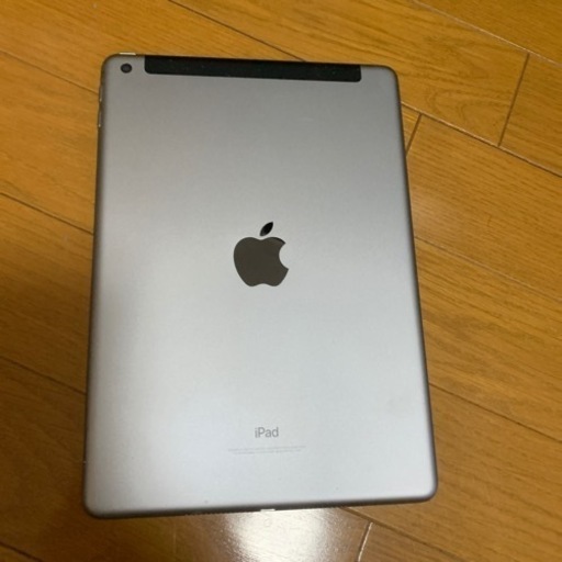 iPad 第六世代　32GB