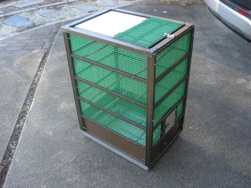 鳥かご、ハムスターの家、その他いろいろ使用できます。