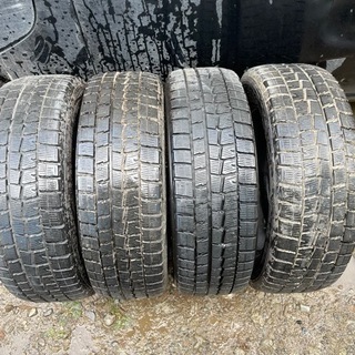 超バリ山！ 215/60R17 ダンロップ WM01 2014年製 17×7j+38 PCD114.3/5H 4本 検:アルファード ヴェルファイア プレサージュ バリ山 DUNLOP WM01 215⁄60R17 スタッドレス タイヤ 2018年製