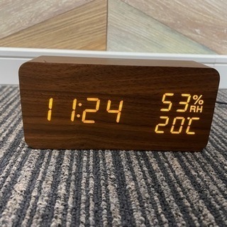 時計　デジタル時計　温度計　湿度計