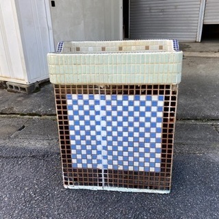 タイルが可愛い！レトロ流し台！