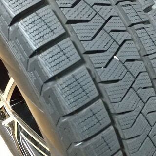 スタッドレスタイヤ４本セット　215/60R16　１シーズン使用　