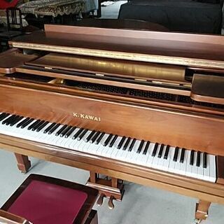 カワイグランドピアノ  3本ペダルおとの深みいい感じ売約済になりました。