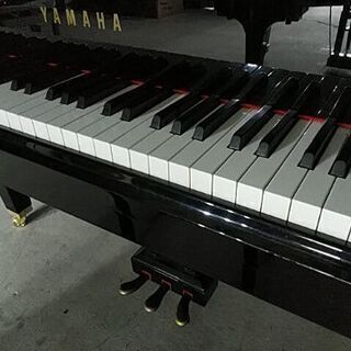 ヤマハピアノコンパクトグランドピアノA1.商談中になりました。