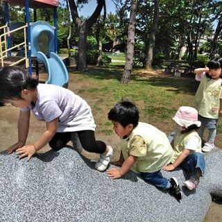 「袖ヶ浦幼児教室たんぽぽ」は、先生と親が一緒になって「今の子どもにとって何が大事か」を考えながら自主運営しております。 − 千葉県