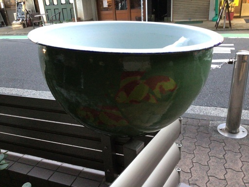 水ガメ 睡蓮鉢 水鉢 メダカ鉢 金魚鉢 ホーロー製 水草 水草カモンバ Kix685 杉田のその他の中古あげます 譲ります ジモティーで不用品の処分