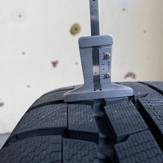 スタッドレスタイヤ　エスティマ純正ホイル付き