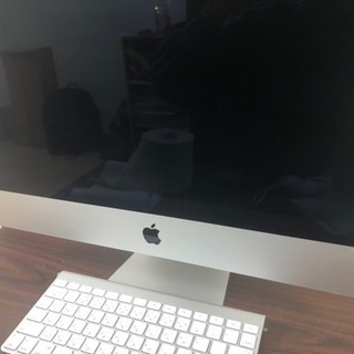 iMac (21.5-inch, Late 2013) CPU： 2.7GHzクアッドコアIntel Core i5