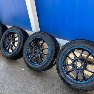 ホイール付きスタッドレスタイヤ （16インチ 7.0J PCD100 5H、205/55R16）