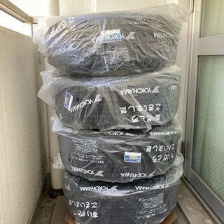 ホイール付きスタッドレスタイヤ （16インチ 7.0J PCD100 5H、205/55R16）