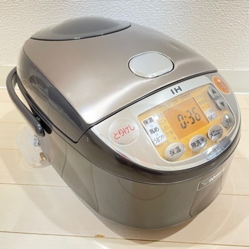 ZOJIRUSHI 象印　IH炊飯器　炊飯ジャー　5.5合炊き