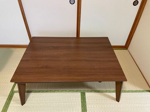 家具調こたつ（天板は木目）