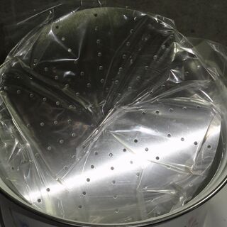 未使用品　エプロン琺瑯株式会社　ホーロー鍋　　大きさ約25㎝　高さ約16㎝　蒸す　煮こむ　ゆでる　解凍　　 - 生活雑貨