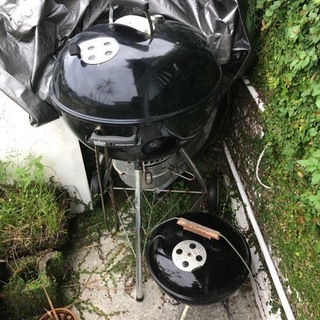 テント、BBQグリル（大・小）、クーラーボックス（大小各2）、折り畳み 
