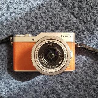 Panasonic LUMIX DC-GF9　一眼レフカメラ