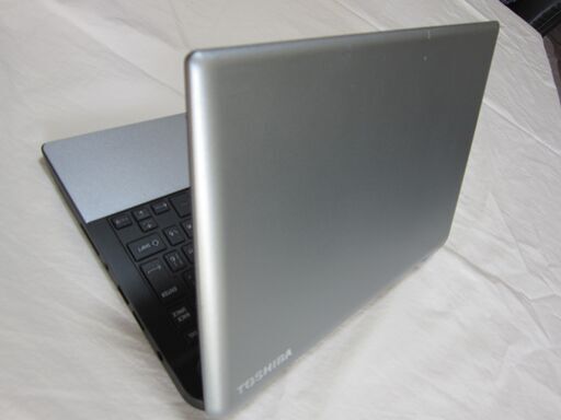 ☆超美品！ｄynabook　軽量コンパクトノートＰＣ　Win10home64bit SSD256㎇　ﾒﾓﾘ４㎇