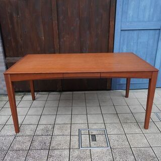 アクタス取り扱いの朝日木材加工のブランドBOSCO(ボスコ)のダイニング