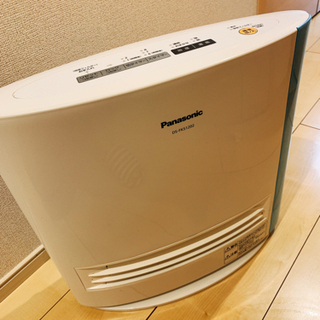 【ネット決済】Panasonic ヒーター　加湿機能付き　セラミ...