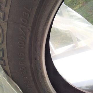 売約 超バリ9ミリ 冬タイヤ 185/85r16 105/103L ジオランダー 2014製 4 