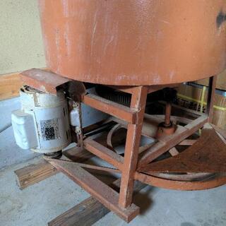 家畜飼料ミキサー