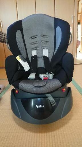Aprica チャイルドシート