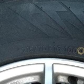 215/70-16 スタッドレス・アルミセット、エクストレイル、デリカ１シーズン使用
