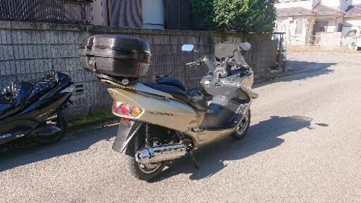 【11/12売約済】10/22入庫 ホンダ フォルツァS ABS ゴールドカッコいいです。 11/12売約済】10/22入庫 ホンダ フォルツァS ABS ゴールドカッコいいです。