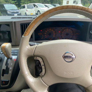 日産エルグランド4WD